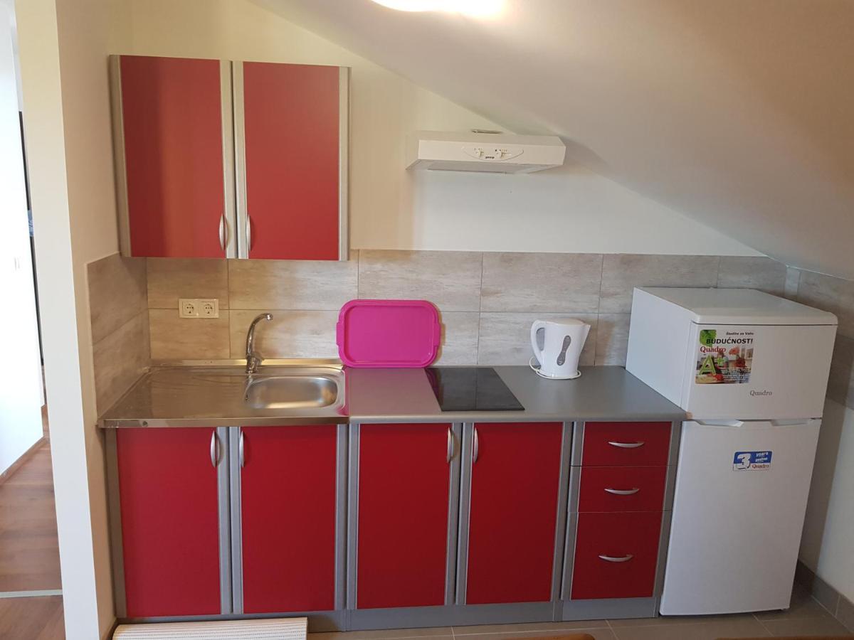 Apartman Ravlic Malinska Exterior foto